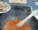 Foto del paso 4 de la receta: Manitas de cerdo al pimentón