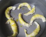A picture of step 4 of Mini croissant.