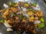 चिकन चिली (chicken chilli recipe in marathi)
