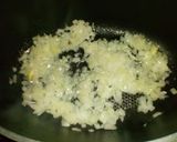 Foto del paso 1 de la receta: Strogonoff de pollo con papas pay (Estrogonofe de frango com batata palha)