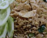 Foto langkah ke 3 dari resep Nasi goreng ayam kencur simpel.