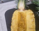 Foto del passaggio 2 della ricetta Insalata con gamberi nell'ananas