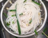 Hình bước làm 5 của món Mì Quảng Nha Trang