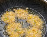 Foto langkah ke 3 dari resep Bakwan Jagung Rebon. Guriih renyah krenyes krenyes 😍👍🏻.