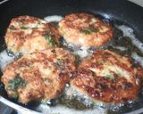 A picture of step 3 of Aaloo Chapali Kabab.
