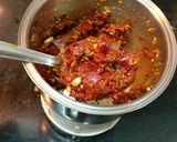 A picture of step 2 of Spicy Kolhapuri Thecha.