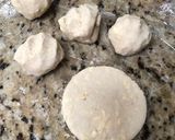 Foto del paso 2 de la receta: Tortillas aliñadas con queso