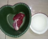 Foto langkah ke 1 dari resep Dendeng sapi kelapa.