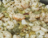 Foto del paso 4 de la receta: Pasta con gambas al ajillo