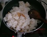 Hình bước làm 4 của món Cơm chiên mắm tóp mỡ