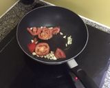 Hình bước làm 4 của món Spaghetti xúc xích 🍝