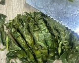 Foto langkah ke 3 dari resep Tumis Daun Singkong Pedas (Vegan).