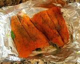 Foto del paso 2 de la receta: Salmón a la barbacoa, con hierbas aromáticas #caminodesabores