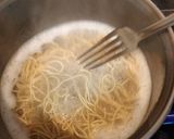 Foto del paso 1 de la receta Miso Soup con brócoli y huevo