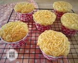 Foto langkah ke 5 dari resep Cheese Yogurt Muffin.