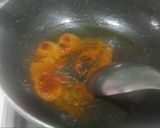 A picture of step 4 of Peri peri crescent para.