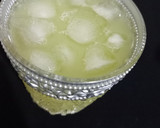 A picture of step 3 of Melon cucumber juice.