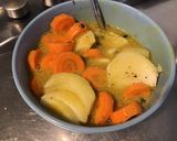 Une image de l'étape 9 de Marinade au cognac moutarde, herbes, épices et légumes (pour gibier).