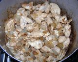 Foto del paso 4 de la receta: Pollo con arroz a la crema