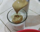 Foto langkah ke 3 dari resep Dalgona Coffee.