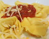 Foto del paso 7 de la receta: Tortellini con salsa de tomate napolitana