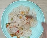 Foto langkah ke 3 dari resep Seblak kerupuk ala mmang rafael.