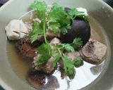 รูปขั้นตอนการทำที่ 5 ของ ซี่โครงหมูตุ๋นเห็ดหอม