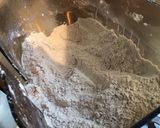 Une image de l'étape 1 de Pâte brisée au lait et chocolat.
