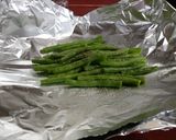 A picture of step 1 of Sweet & Spicy Salmon w/Green Beans.