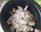 รูปขั้นตอนการทำที่ 2 ของ ผัดเกี้ยมฉ่ายใส่ไส้หมู + เห็ดหอม
