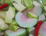 Hình bước làm 1 của món Cóc ổi ngâm