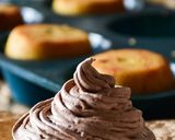 A picture of step 7 of Orange Cupcakes.