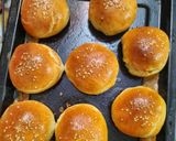 জার্ক চিকেন বানস (Jerk chicken buns) রেসিপির ধাপ 10 ছবি