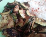 Foto del paso 8 de la receta: Calabacines salteados con salsa agridulce y arroz!!! 🥒🌶🍱🥗🍚