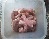 Hình bước làm 1 của món Thịt heo chiên giòn lắc nước mắm