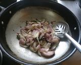 A picture of step 3 of Malai onion.