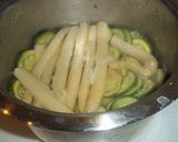 Foto del paso 6 de la receta Crema de espárragos blancos y calabacín
