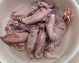Foto langkah ke 1 dari resep Tumis Cumi Asin Pete Jagung.