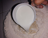 Foto del paso 3 de la receta: Bollos rellenos de queso crema con chipotle