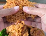 Foto langkah ke 10 dari resep Ayam Kremes Sambal Bawang.