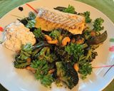 Tőkehal hátfilé meleg kesu- és zöldségsalátával - LC recept fázis 4 fotója