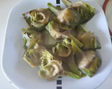 Foto del paso 3 de la receta: Alcachofas con langostinos