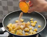 A picture of step 6 of Aloo makhana peanuts falihaar.