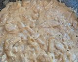 A picture of step 7 of Chicken stroganoff.
