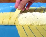 Túrós és almás kígyórétes 🍎😋 recept fázis 3 fotója