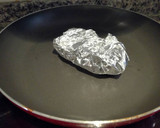 Foto del paso 2 de la receta: Merluza al papillote en sartén