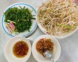 Hình bước làm 2 của món Hủ tiếu hoành thánh