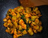 Gambar langkah 4 resipi Chicken Chilli Pesto Tortellini.