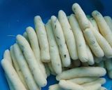 Foto langkah ke 3 dari resep Stik Kentang Keju.
