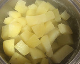 Foto del paso 1 de la receta: Dorada en air fryer con patatas revueltas al vino
